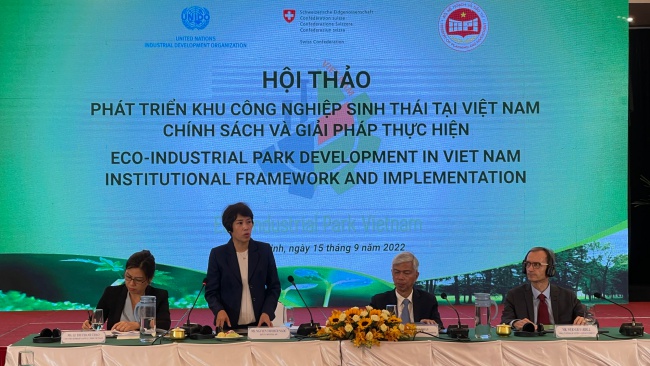 33-1663377362-lanh-dao-bo-kh-dt-lanh-dao-tphcm-to-chuc-unido-va-cuc-kinh-te-lien-bang-thuy-sy-seco-chia-se-thao-luan-voi-cac-doanh-nghiep-voh