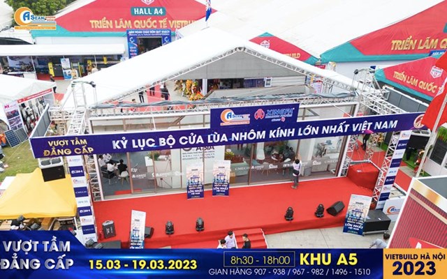Sân khấu bộ cửa lùa nhôm kính lớn nhất Việt Nam