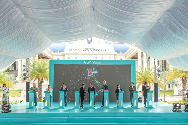 Xanh SM chính thức khai trương dịch vụ tại Lào hôm 9/11