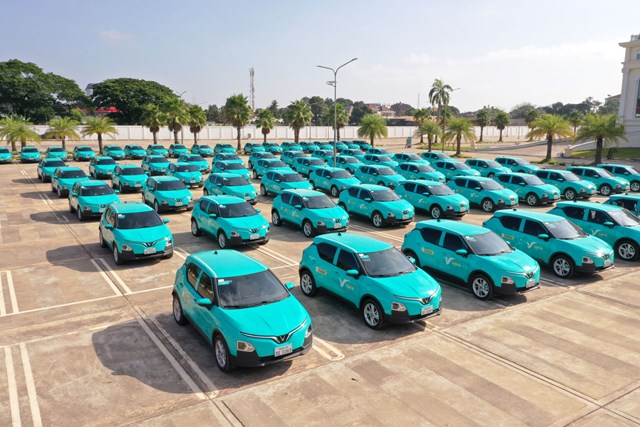 Dàn xe VinFast VF 5 Plus được Xanh SM sử dụng tại Lào.